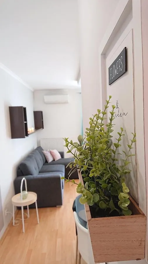 Green Park Apartment - Near The Center Of Buda Budapest