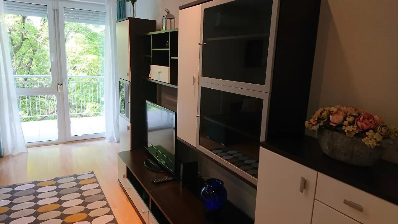 Green Park Apartment - Near The Center Of Buda Budapest