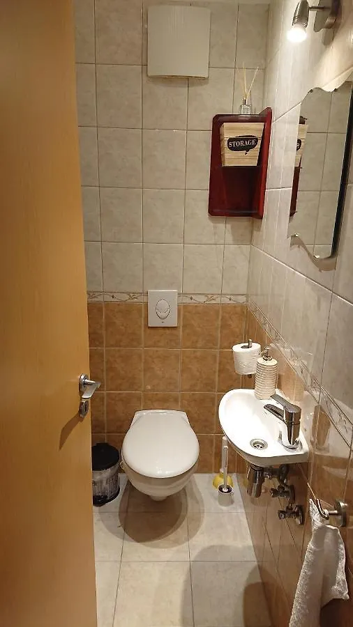 Green Park Apartment - Near The Center Of Buda Budapest