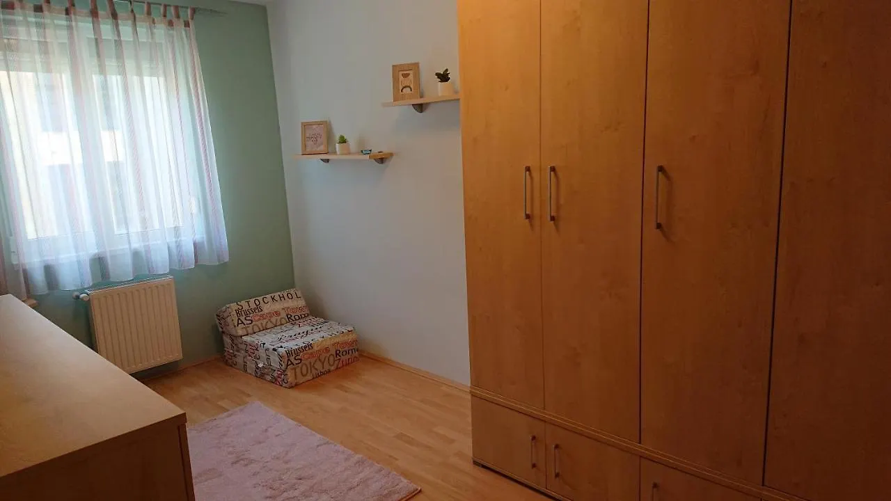 Green Park Apartment - Near The Center Of Buda Budapest 0*,  Hungary